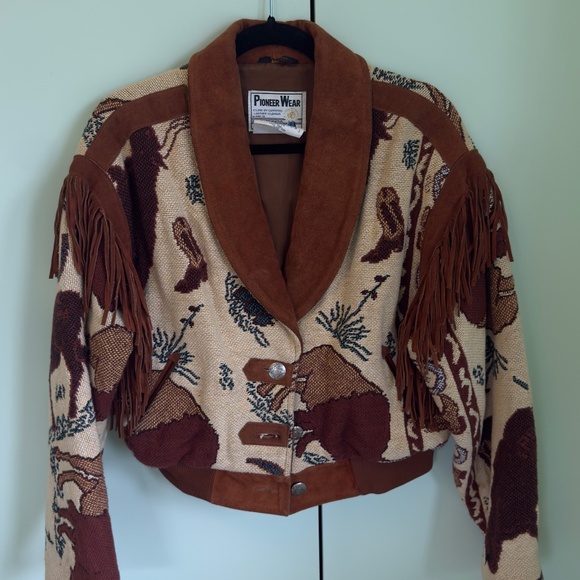 Vintage pioneer wear leather coat - Picture 2 of 5